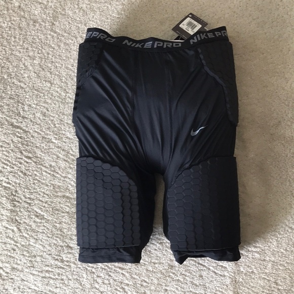 Men’s Nike Pro Combat Padded Compression Basketball Shorts Black XXL - Picture 1 of 6